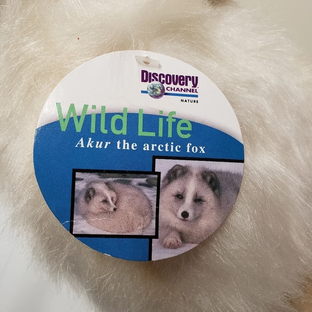 Discovery Channel Wild Life Akur the Arctic Fox Realistic Large Animal Plush - Picture 8 of 10